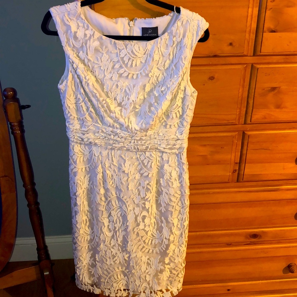 Adrianna Papell Sleeveless Cream: light Beige embroidered dress size 6